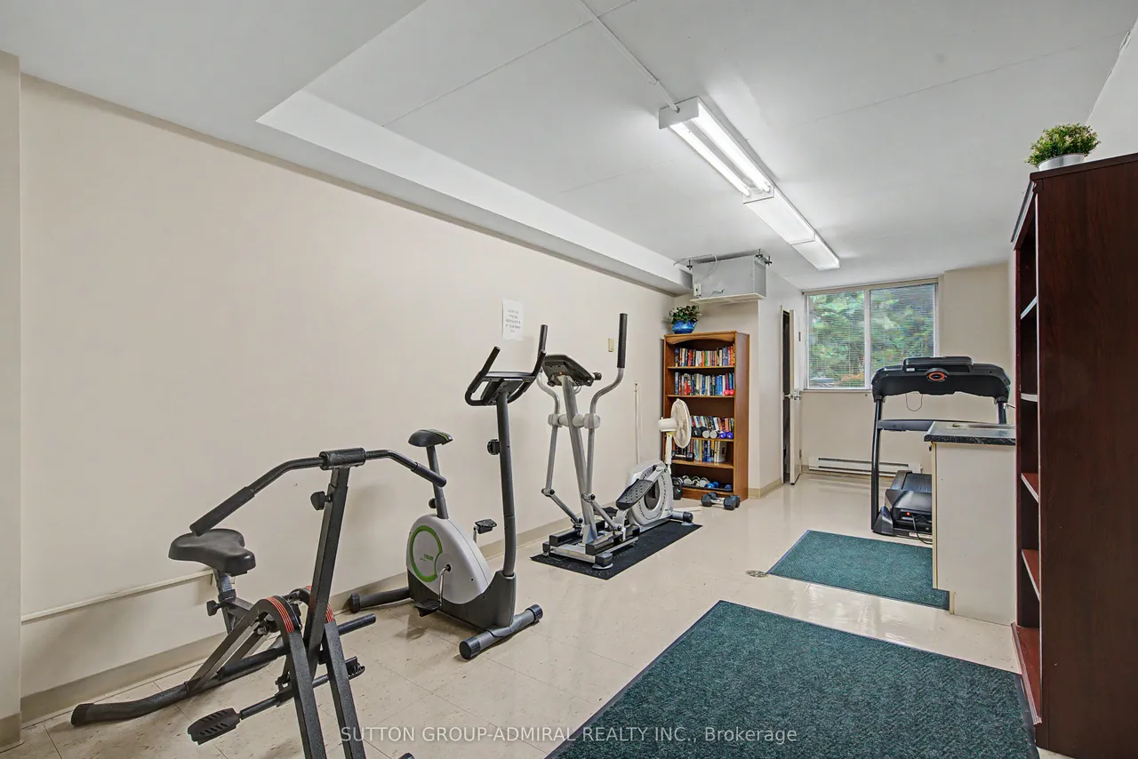 3499 Upper Middle Road — photo 22
