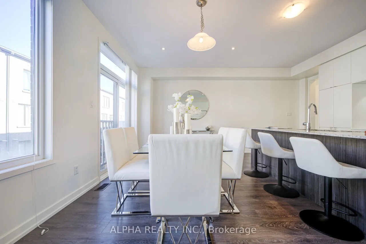 179 Squire Crescent — photo 50