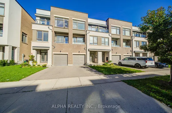 179 Squire Crescent