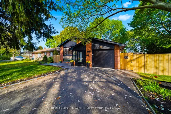 2066 Rebecca Street — photo 2
