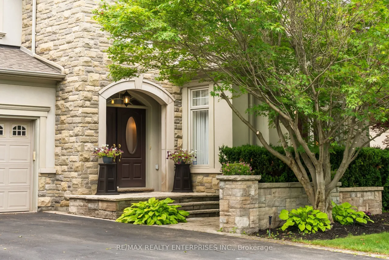 535 Canyon Street — photo 3