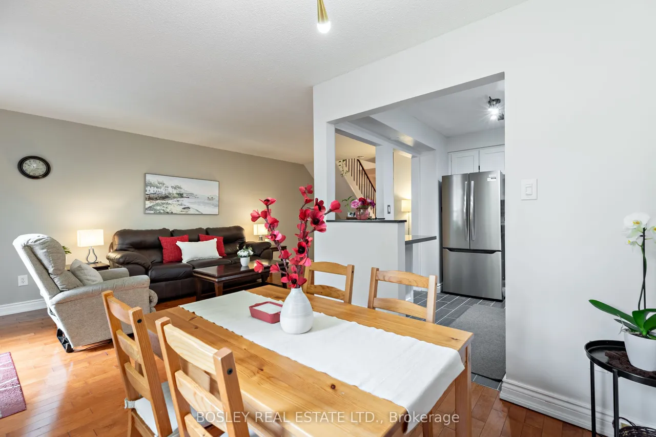6 Markburn Court — photo 2