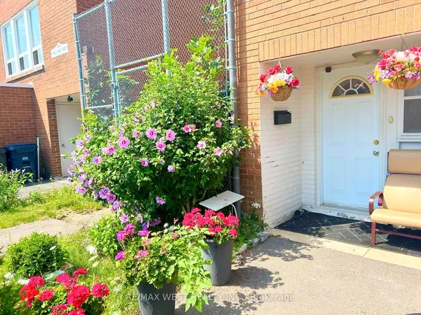 6458 Finch Avenue W, Unit 134 — photo 2