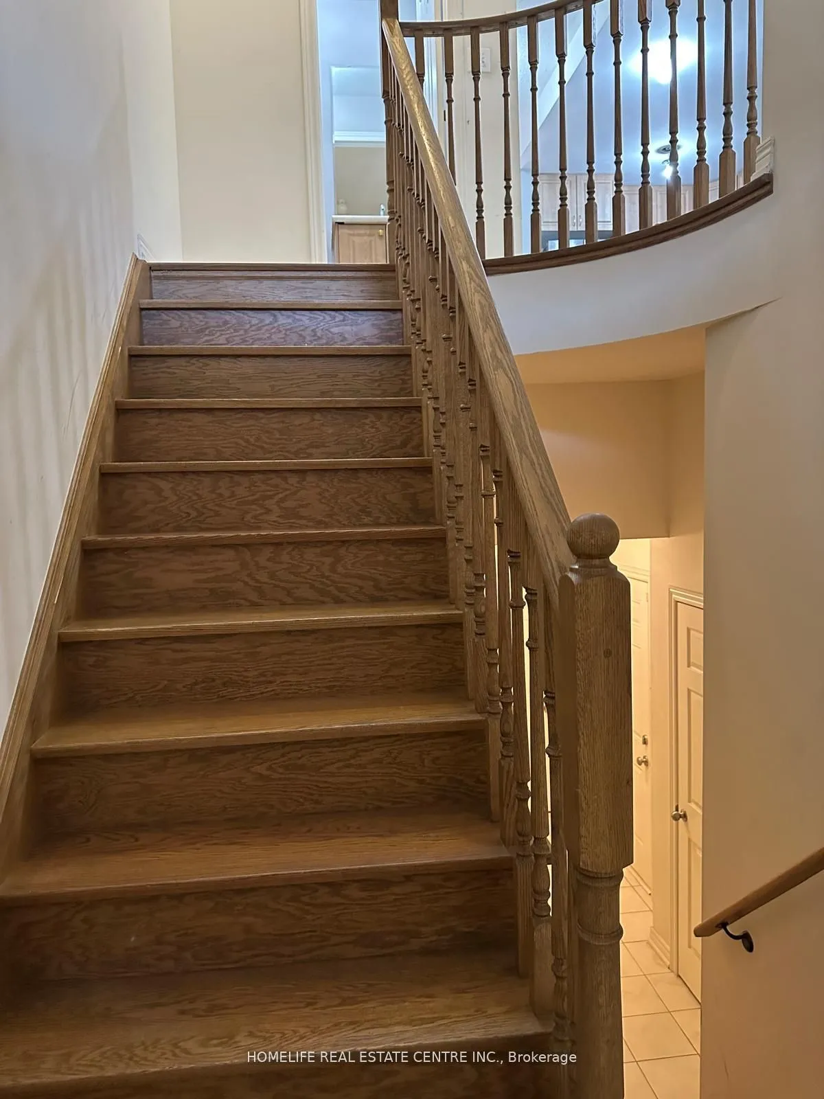 139 Inspire Boulevard — photo 3
