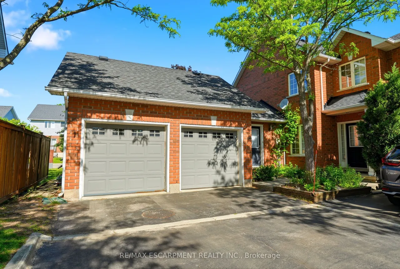 1745 Creek Way — photo 3