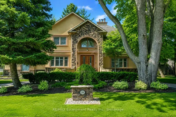 24 Birkbank Drive