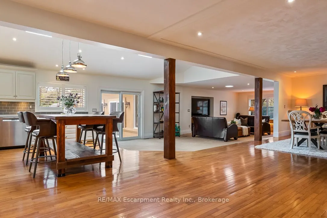 24 Birkbank Drive — photo 3