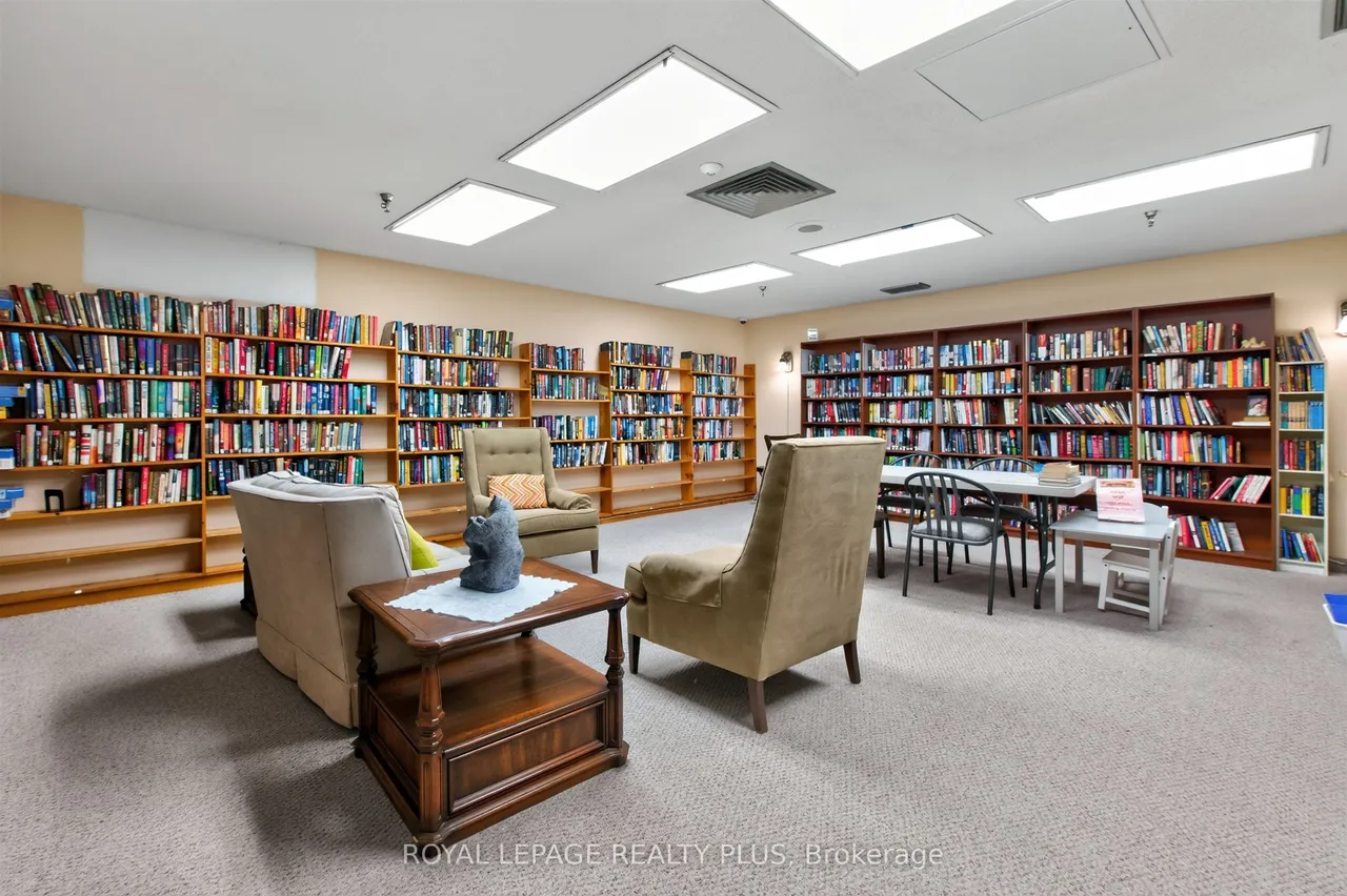 1333 Bloor Street — photo 39