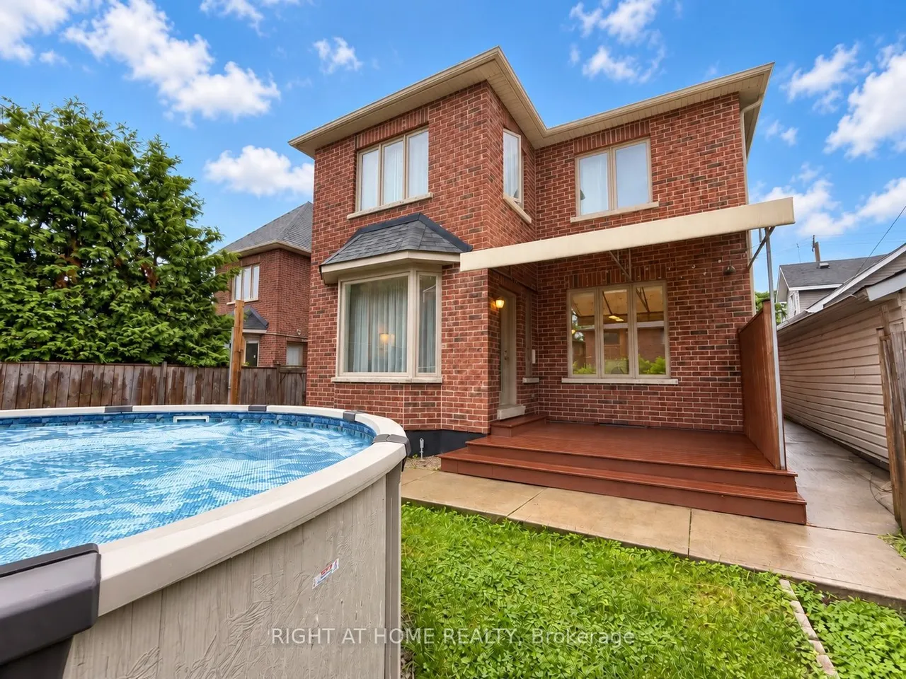 1049 Greaves Avenue — photo 30