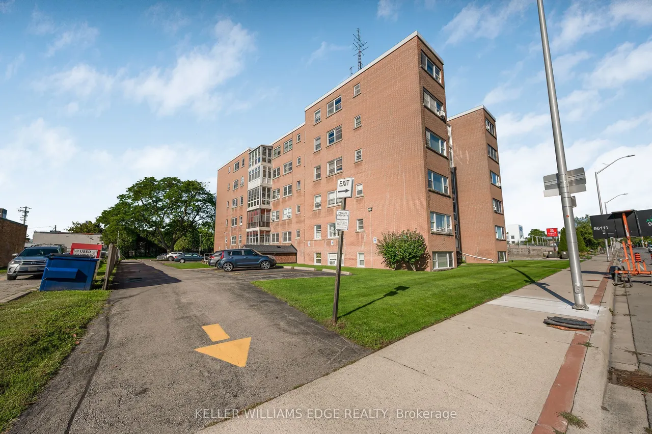 824 Brant Street — photo 3