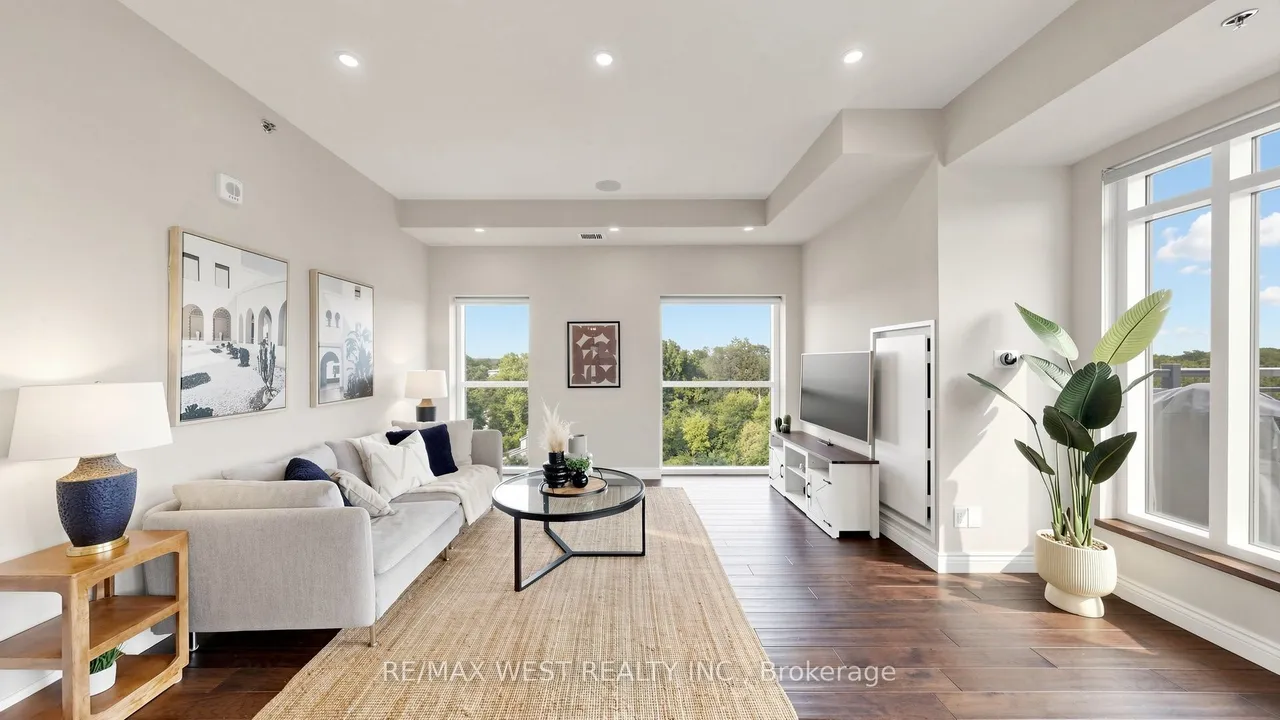 34 Plains Road E — photo 2