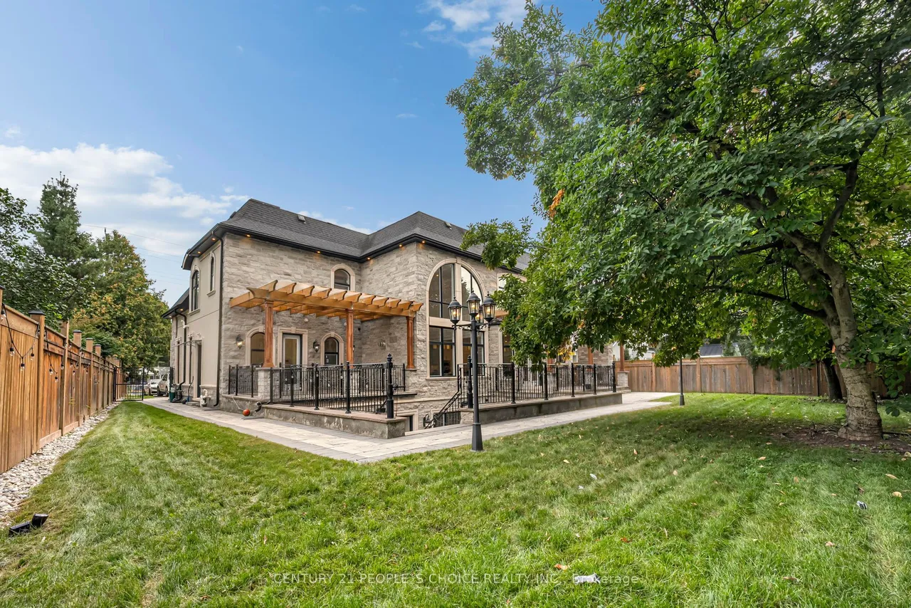 2115 Rebecca Street — photo 49