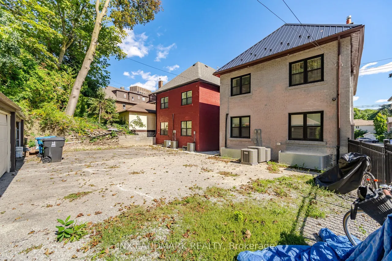 298 South Kingsway — photo 44