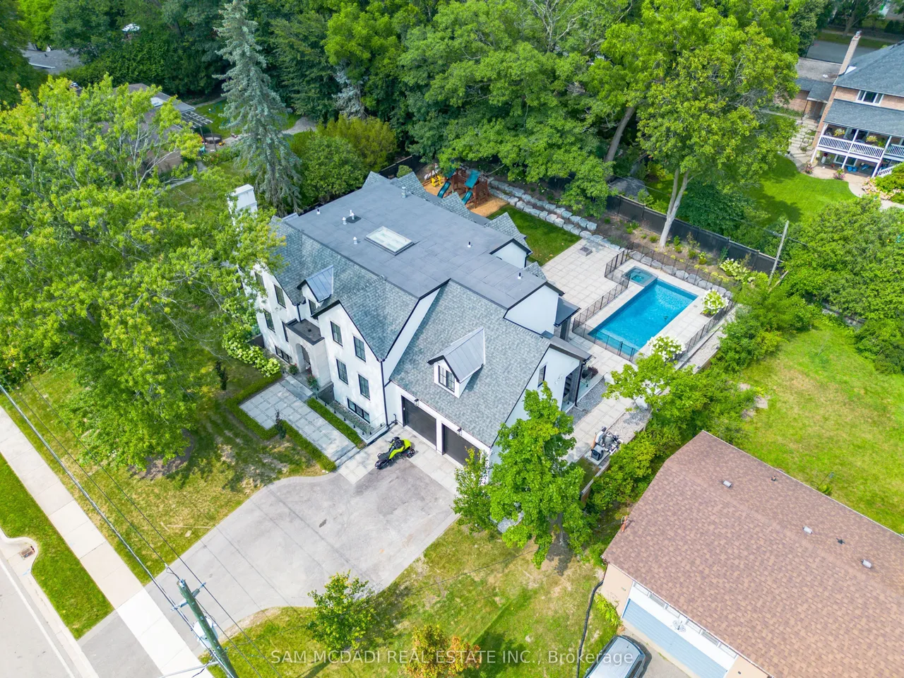 231 Wedgewood Drive — photo 50