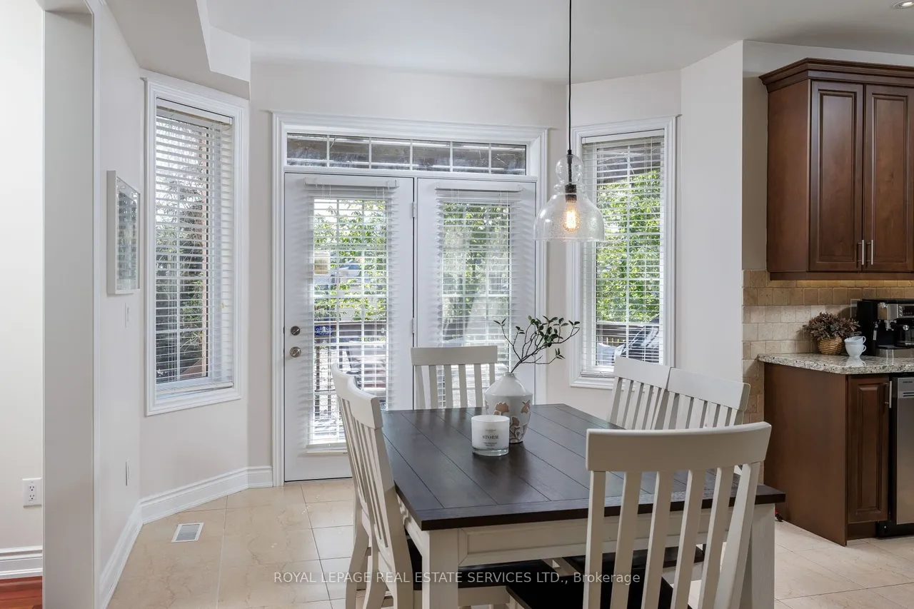 147 Innville Crescent — photo 3
