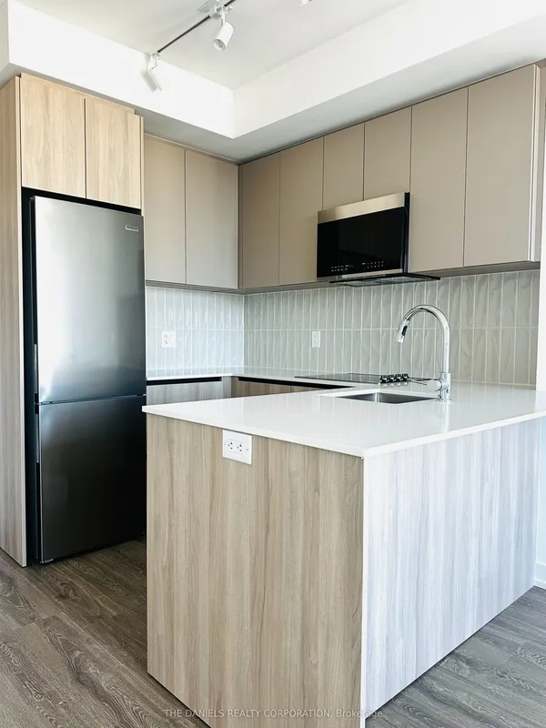 2485 Eglinton Avenue W