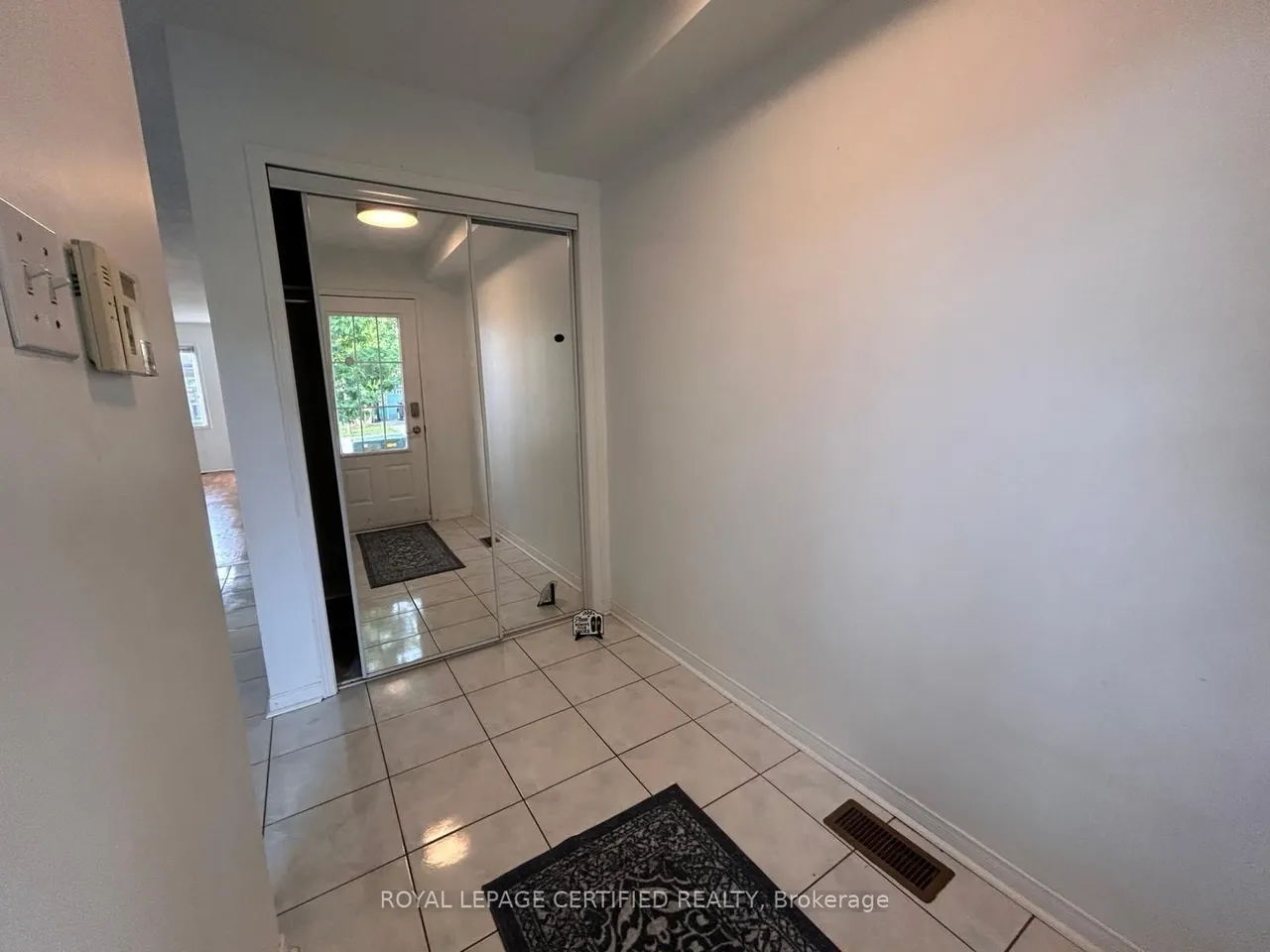 8 James Street — photo 3