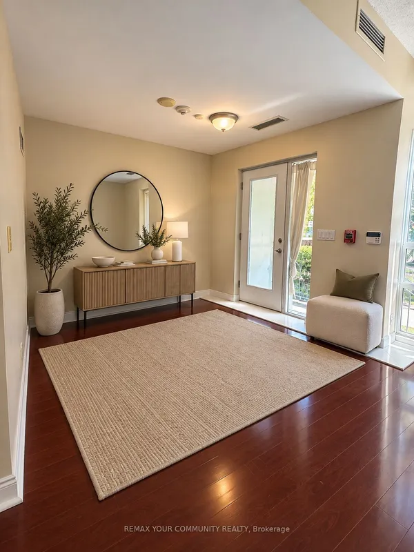 70 Absolute Avenue — photo 2