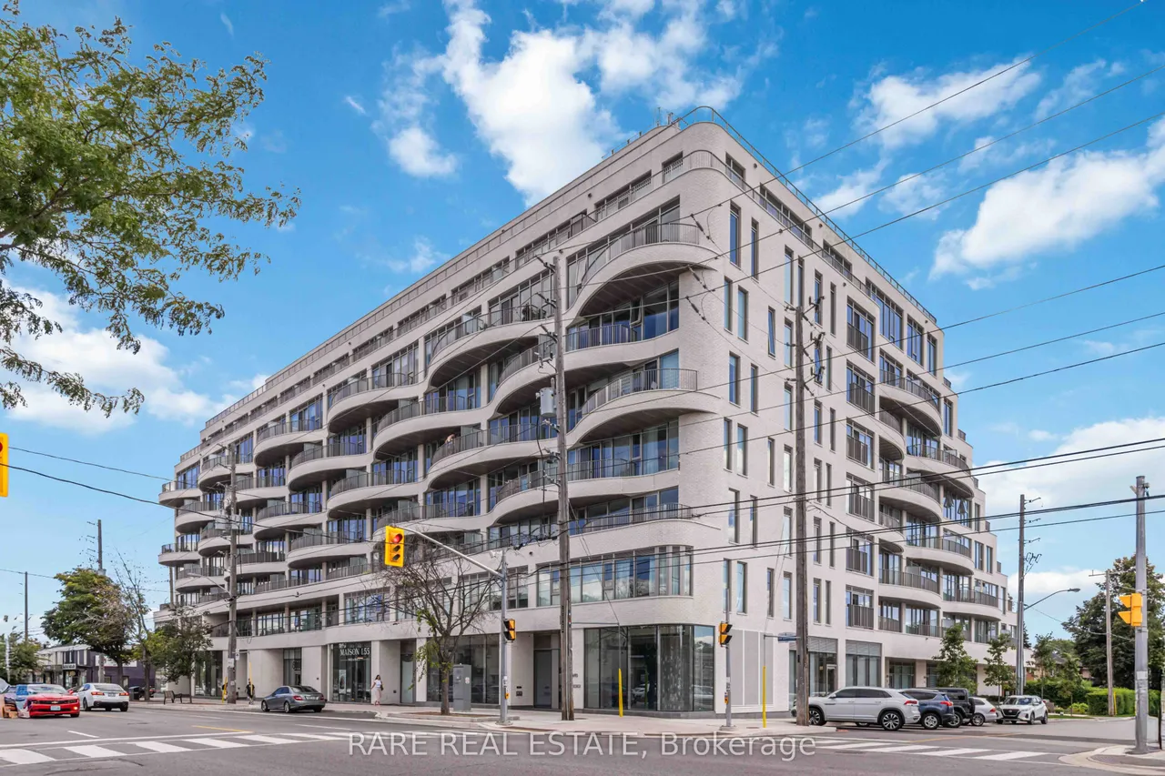 689 The Queensway — photo 14