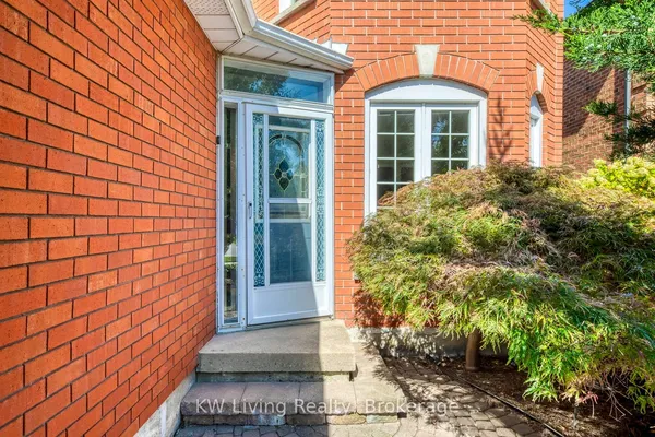 531 Avonwick Avenue — photo 2