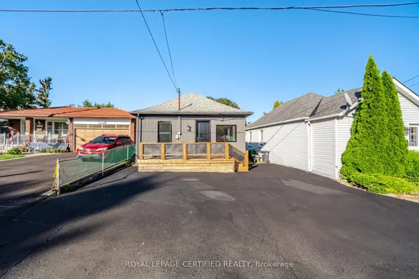 1019 Ogden Avenue — photo 2
