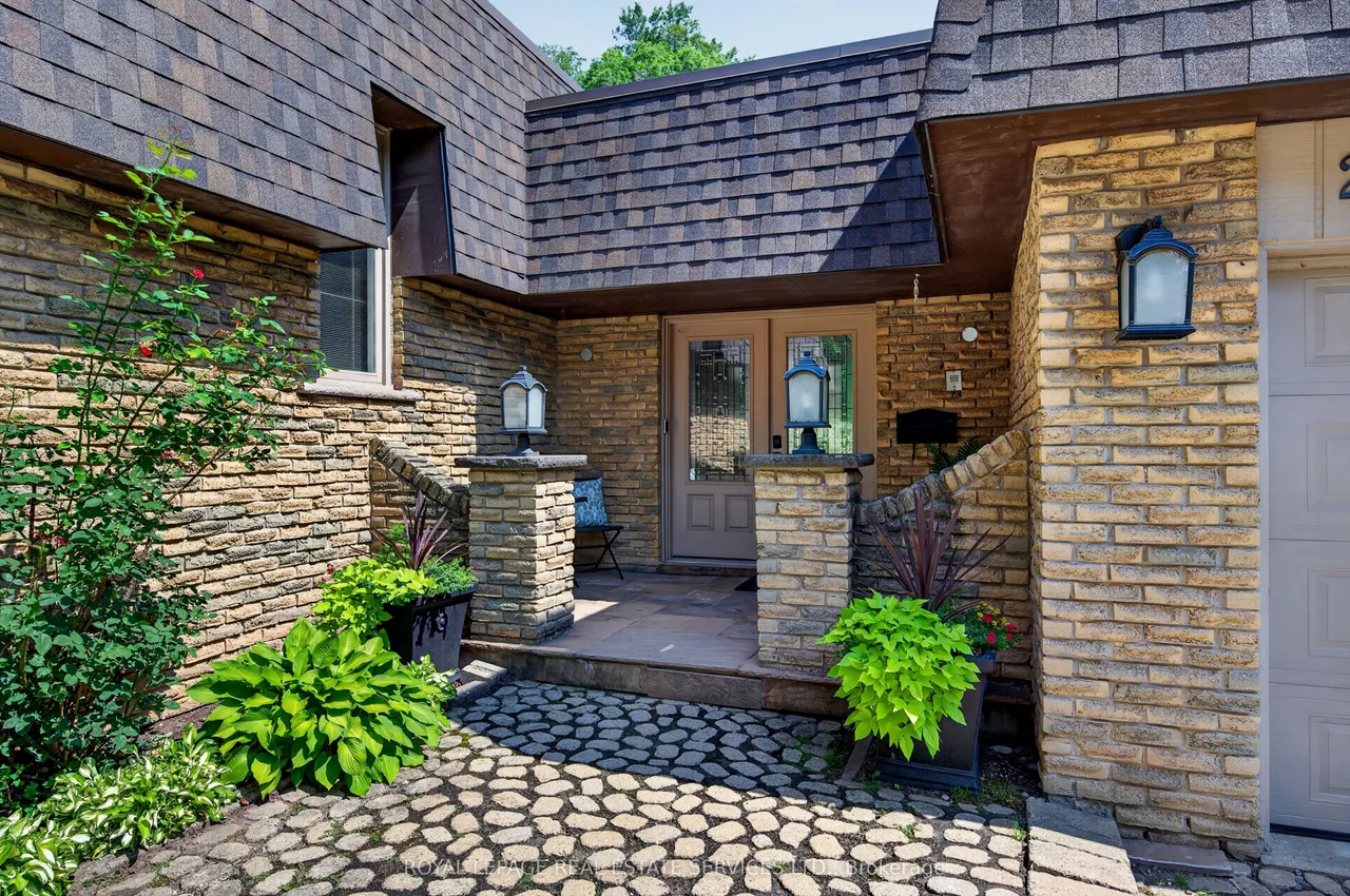 247 Spring Garden Road — photo 3