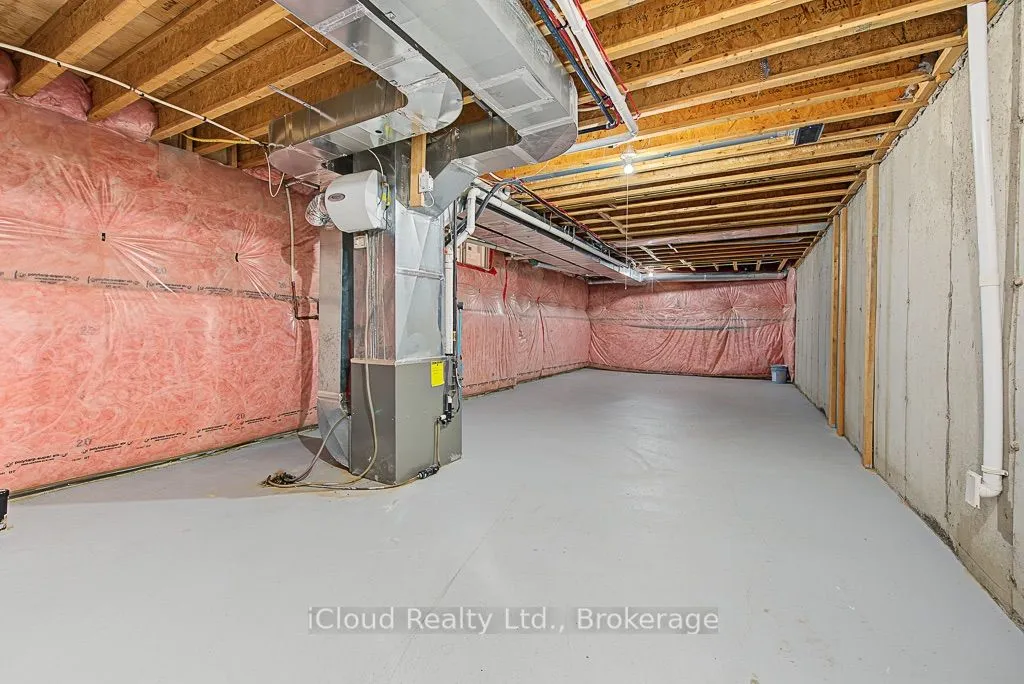 25 Gammon Crescent — photo 33