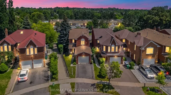 76 Leeward Drive