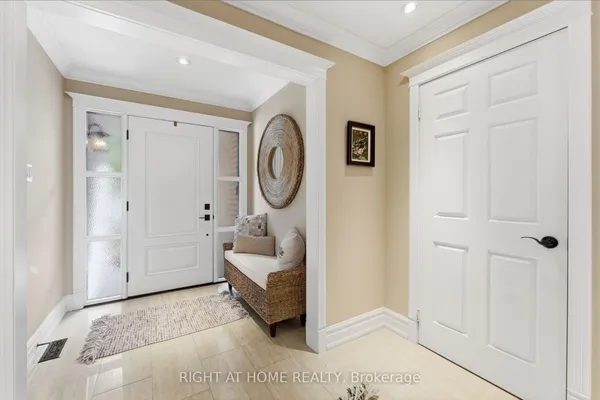 1594 Heritage Way — photo 2