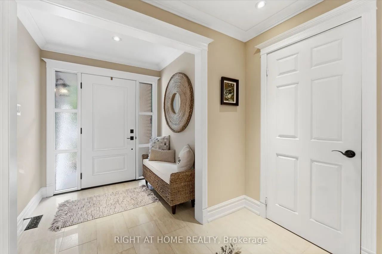 1594 Heritage Way — photo 2