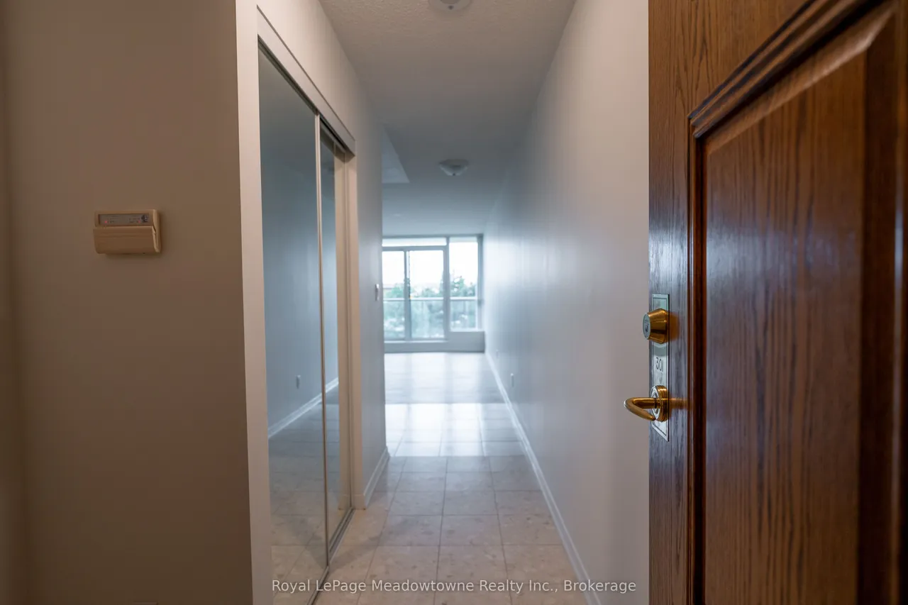 4879 Kimbermount Avenue — photo 3