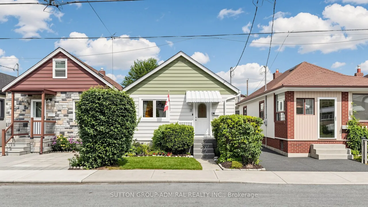 12 Laxis Avenue