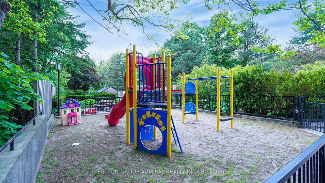 85 Emmett Avenue — photo 45