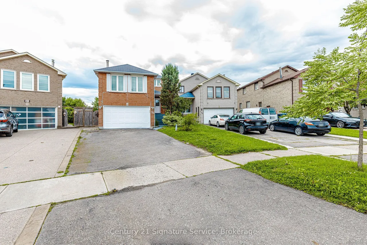 22 Merganser Crescent — photo 2