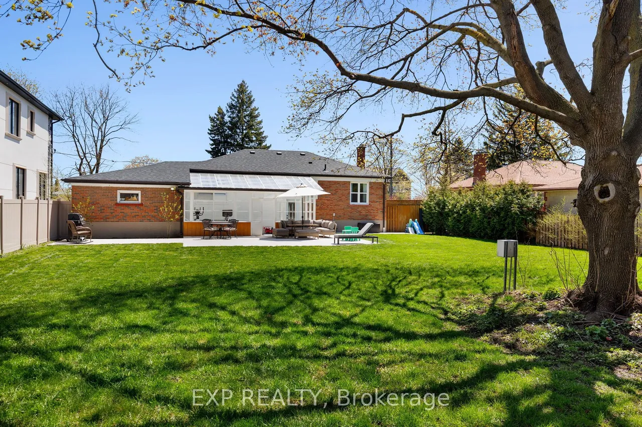 1761 Coram Crescent — photo 45
