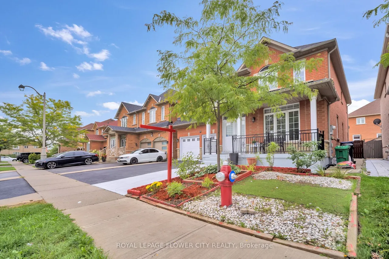 36 Borneo Crescent — photo 3