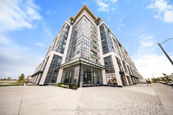 405 Dundas Street W