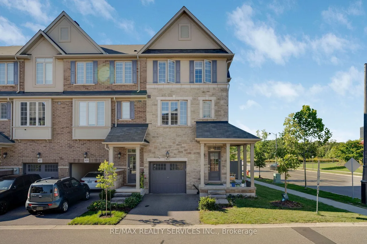 411 Hardwick Common