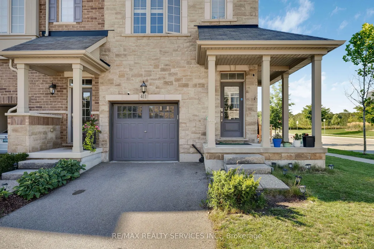 411 Hardwick Common — photo 3