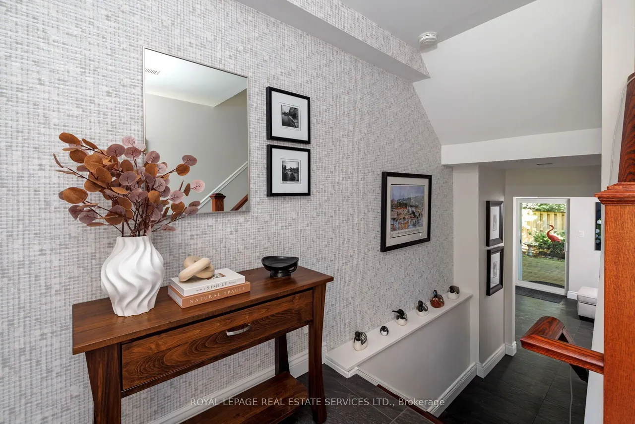 2236 Marine Drive — photo 3