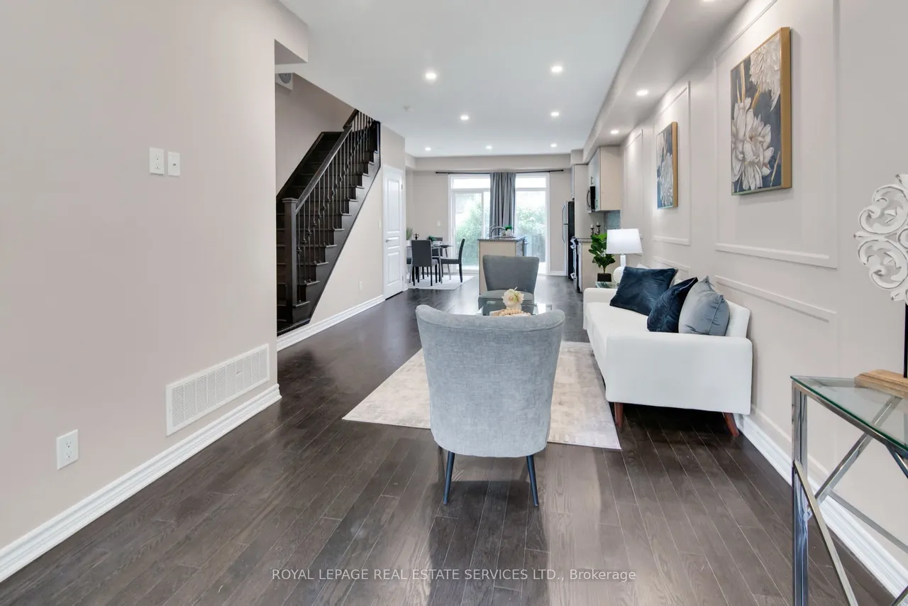 636 Evans Avenue — photo 3
