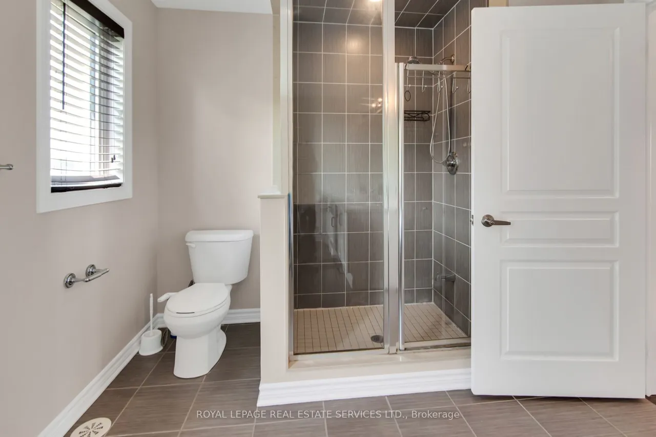 636 Evans Avenue — photo 22