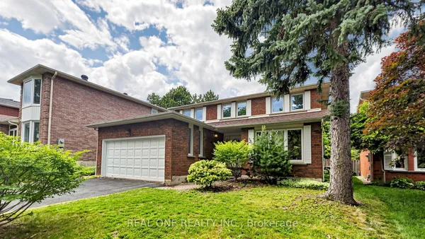 2027 Roy Ivor Crescent — photo 2