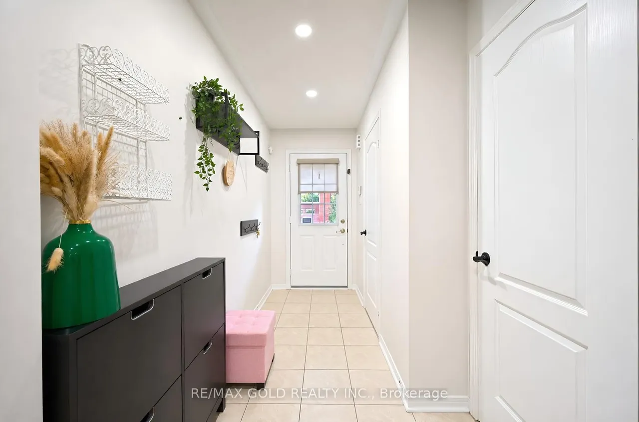 7360 Zinnia Place — photo 3