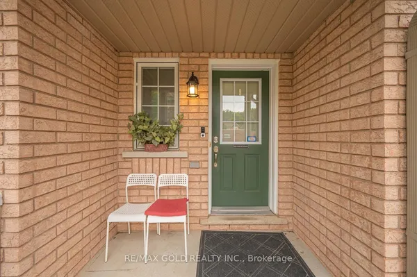 7360 Zinnia Place — photo 2