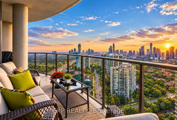 25 Kingsbridge Garden Circle