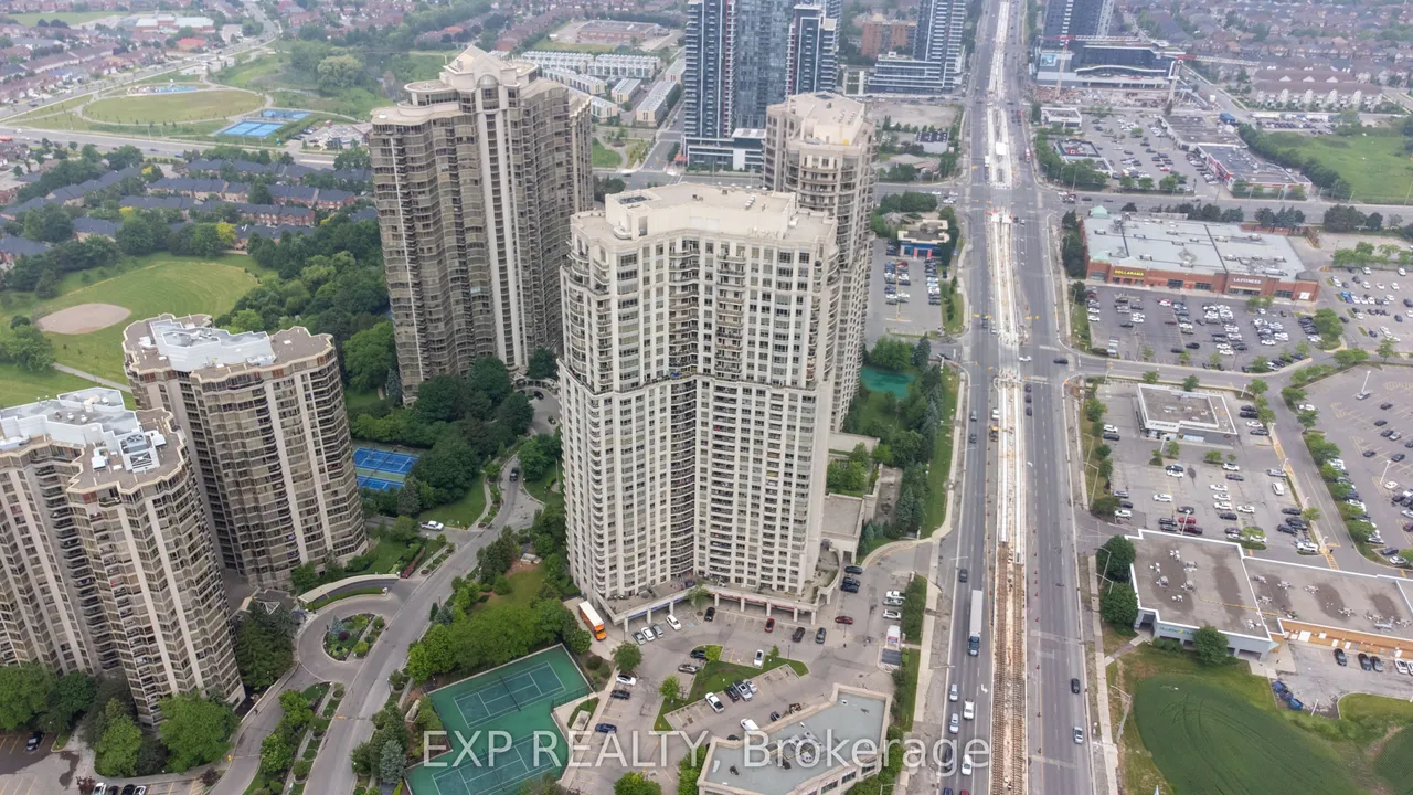 25 Kingsbridge Garden Circle — photo 39