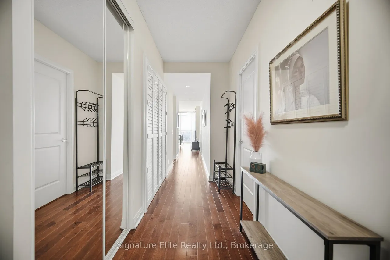 1055 Southdown Road — photo 3