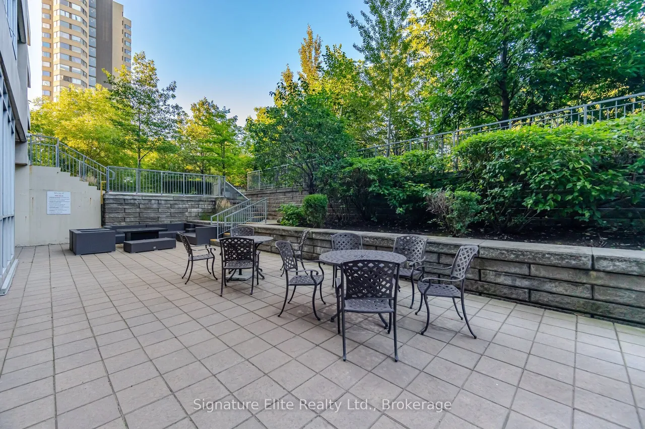 1055 Southdown Road — photo 49