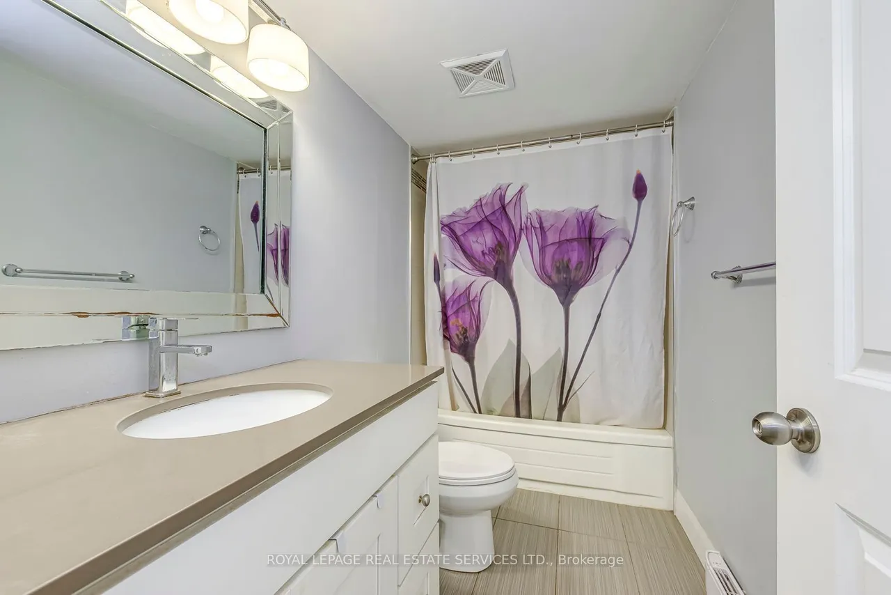 1450 Glen Abbey Gate — photo 29